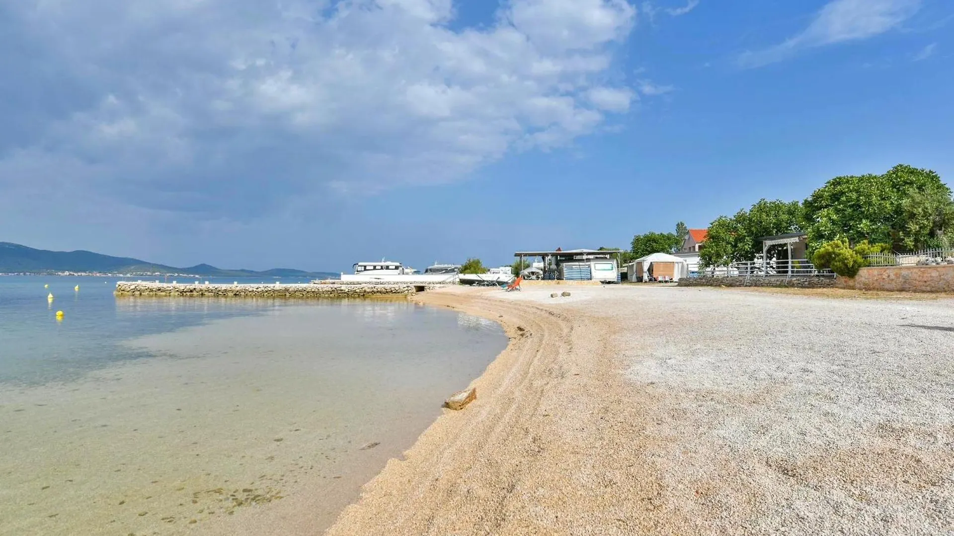 Сasa de vacaciones Villa Family Friendly House With A Swimming Pool Gornje Rastane, Biograd - 23137 Sveti Filip i Jakov